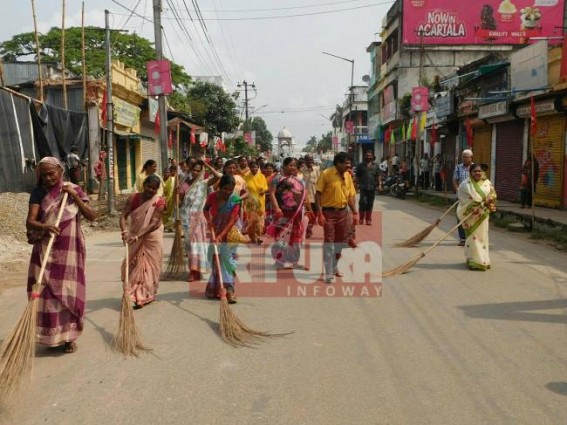 Congress held Cleanliness Drive